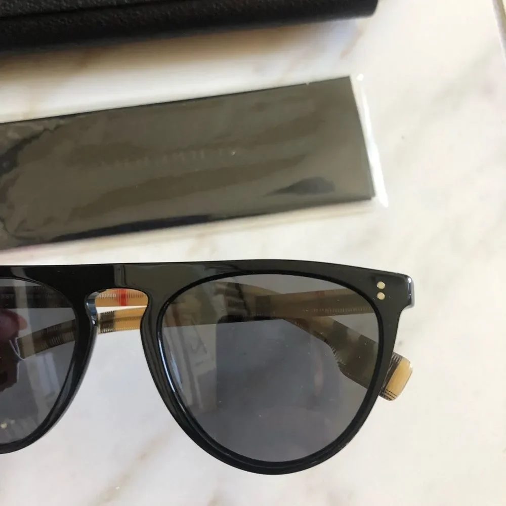 🔥NEW POLARIZED BURBERRY FLAT TOP SUNGLASSES